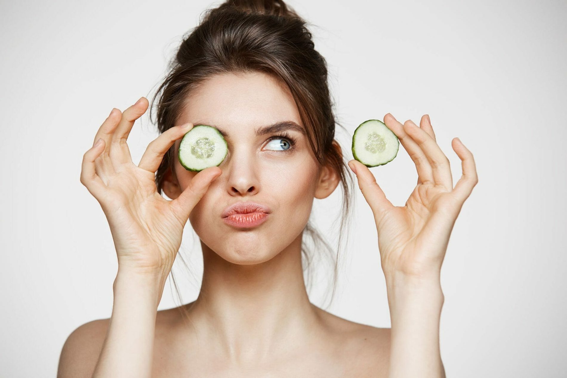 Anti-ageing skincare tips for women in their 20s